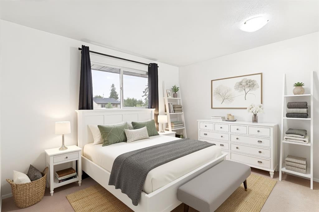 283 Abinger Crescent Ne, Calgary, AB - Indoor Photo Showing Bedroom