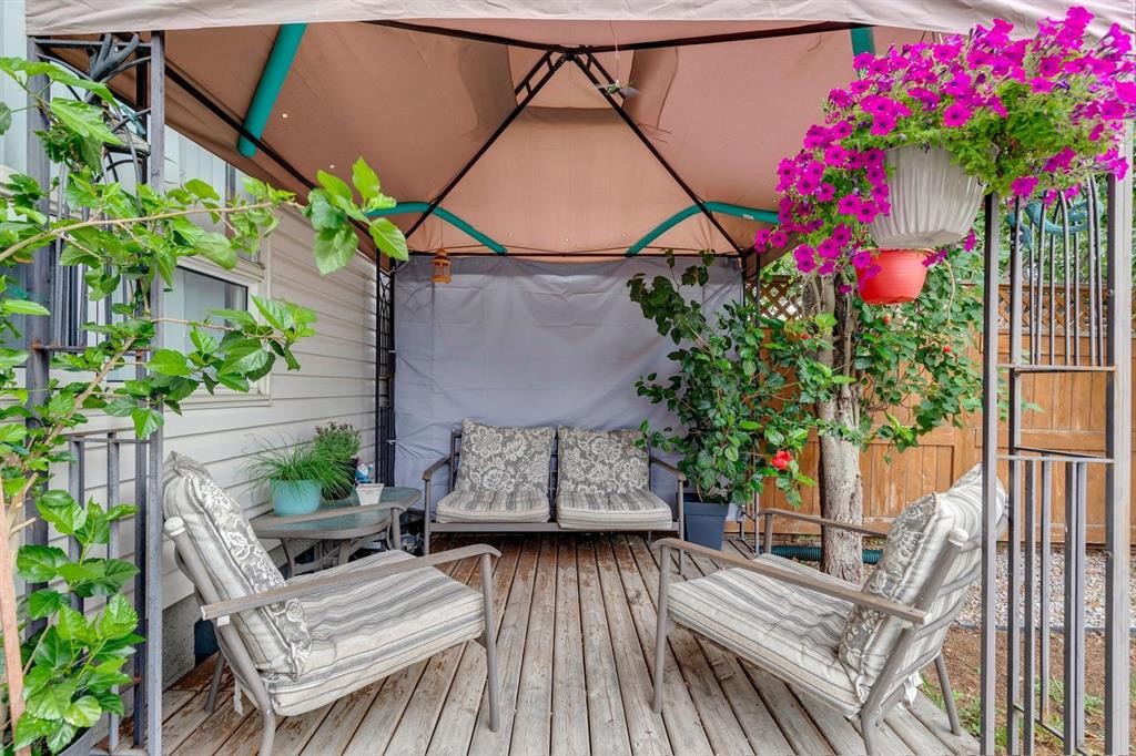 283 Abinger Crescent Ne, Calgary, AB - Outdoor With Deck Patio Veranda With Exterior
