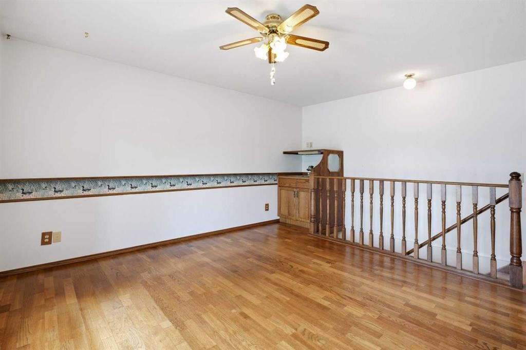 3924 56A, Camrose, AB - Indoor Photo Showing Other Room