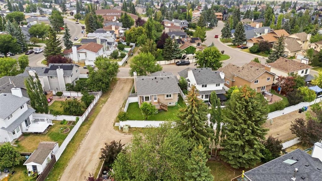 5 Sandpiper Gate Nw, Calgary, AB - Outdoor With View