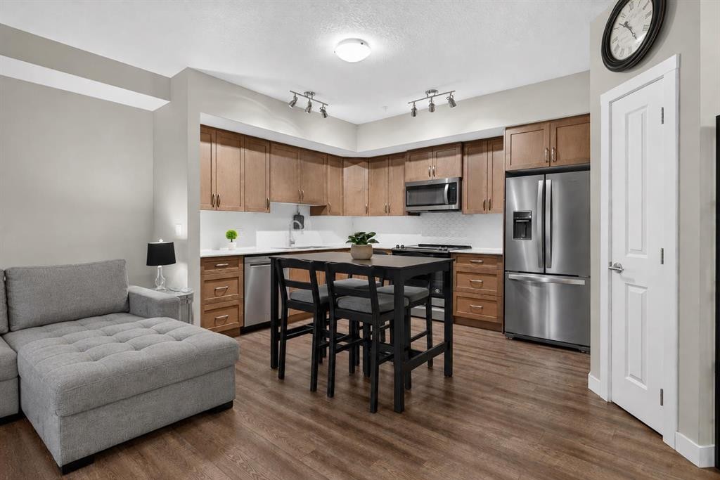 2115-3727 Sage Hill Drive Nw, Calgary, AB - Indoor Photo Showing Kitchen With Stainless Steel Kitchen