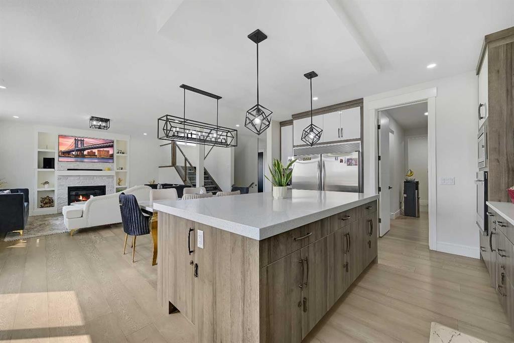 70 South Shore Bay, Chestermere, AB - Indoor Photo Showing Other Room