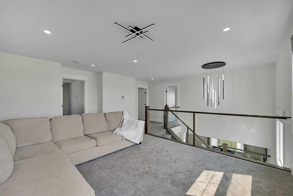 70 South Shore Bay, Chestermere, AB - Indoor