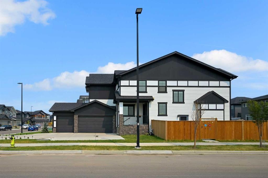 70 South Shore Bay, Chestermere, AB - Outdoor