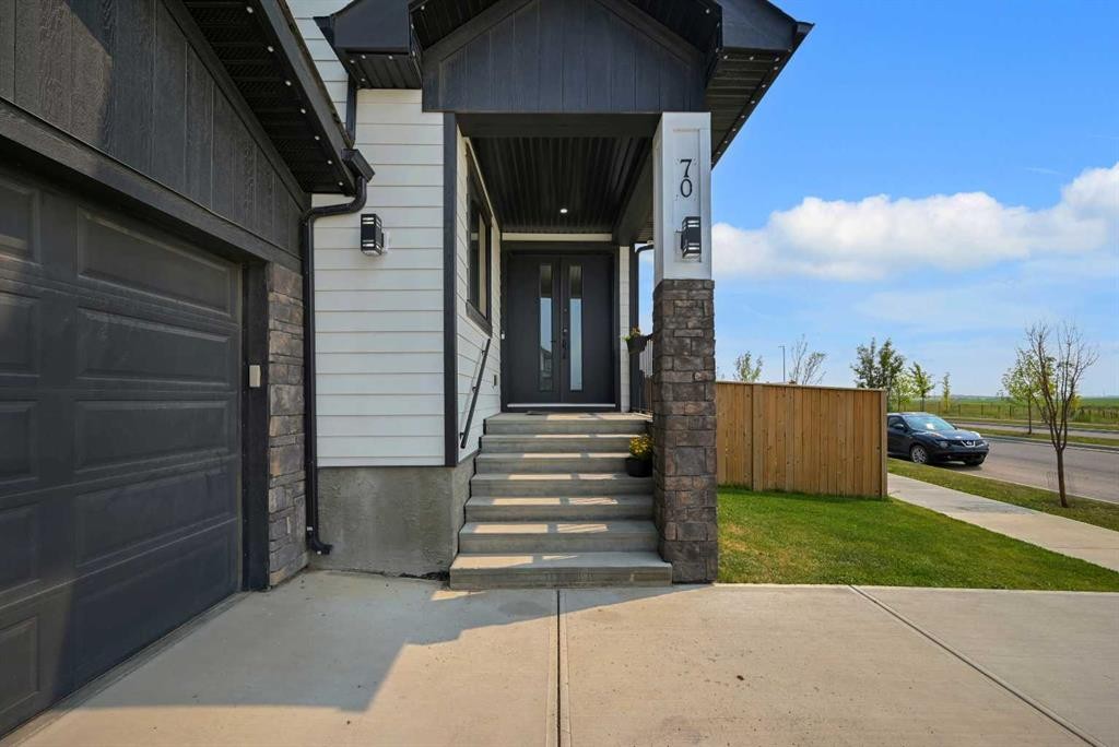 70 South Shore Bay, Chestermere, AB - Outdoor