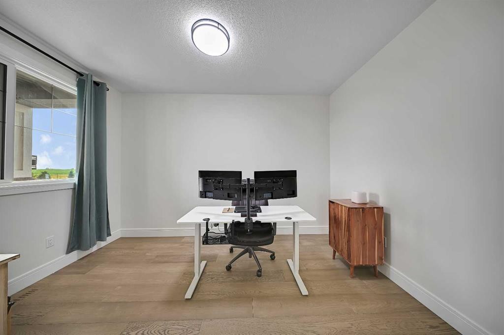 70 South Shore Bay, Chestermere, AB - Indoor Photo Showing Office