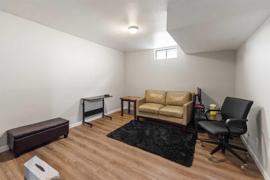 67 Falchurch Crescent Ne, Calgary, AB - Indoor