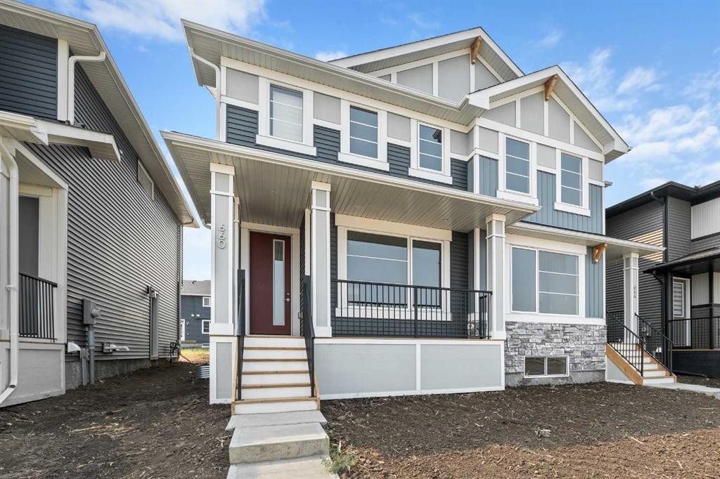 660 Sora Boulevard Se, Calgary, AB - Outdoor With Facade