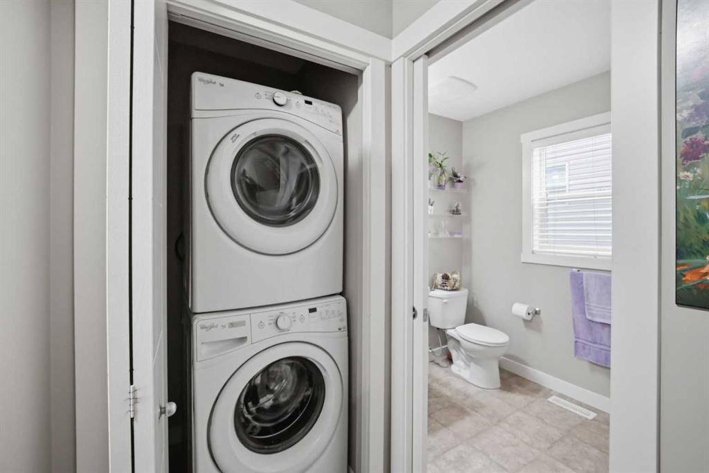 427 Redstone View Ne, Calgary, AB - Indoor Photo Showing Laundry Room