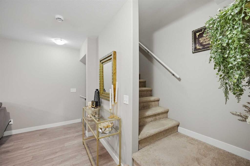 427 Redstone View Ne, Calgary, AB - Indoor Photo Showing Other Room
