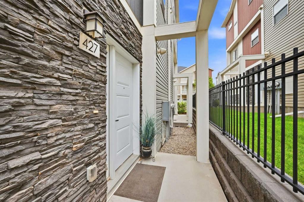 427 Redstone View Ne, Calgary, AB - Outdoor