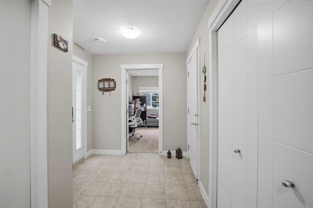 427 Redstone View Ne, Calgary, AB - Indoor Photo Showing Other Room