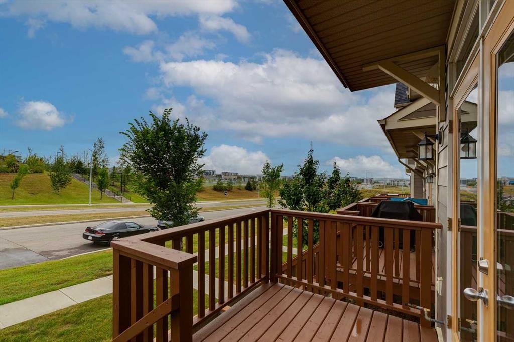 43 Kinlea Common Nw, Calgary, AB - Outdoor With Deck Patio Veranda With Exterior