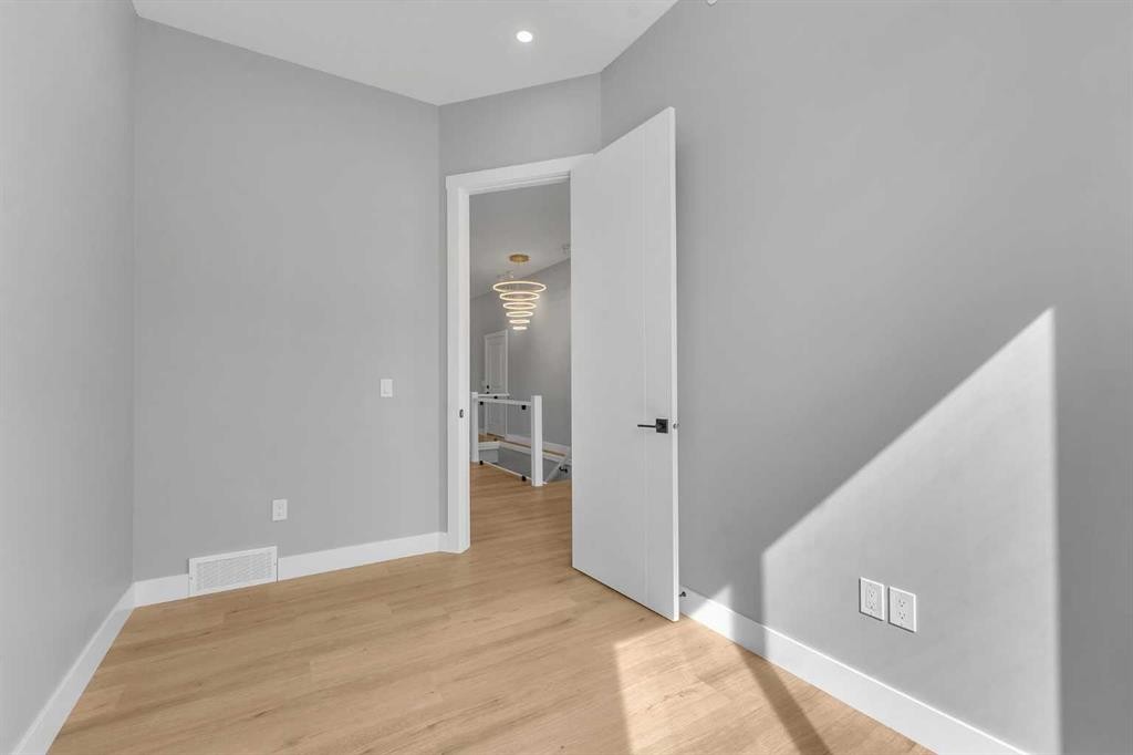 282 Muirfield Crescent, Lyalta, AB - Indoor Photo Showing Other Room