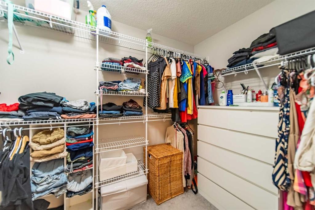 83 Auburn Glen Lane Se, Calgary, AB - Indoor With Storage
