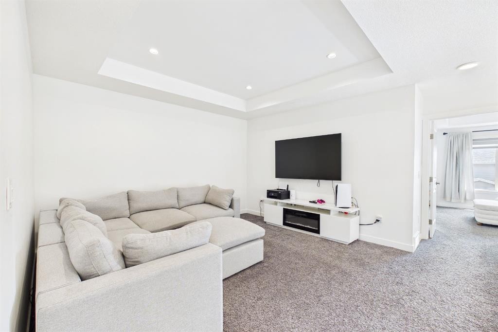 66 Legacy Glen Crescent Se, Calgary, AB - Indoor