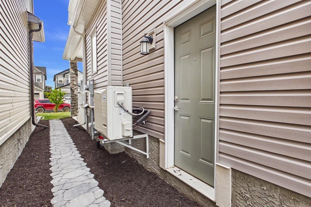 66 Legacy Glen Crescent Se, Calgary, AB - Outdoor