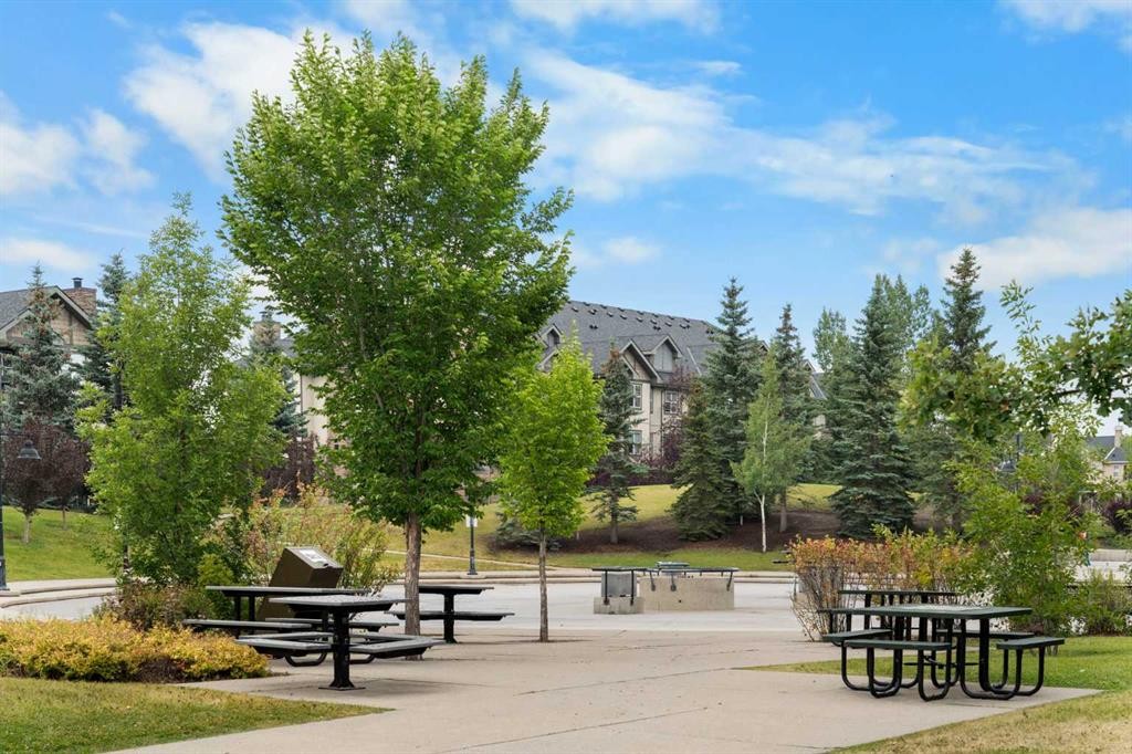 310-25 Prestwick Drive Se, Calgary, AB