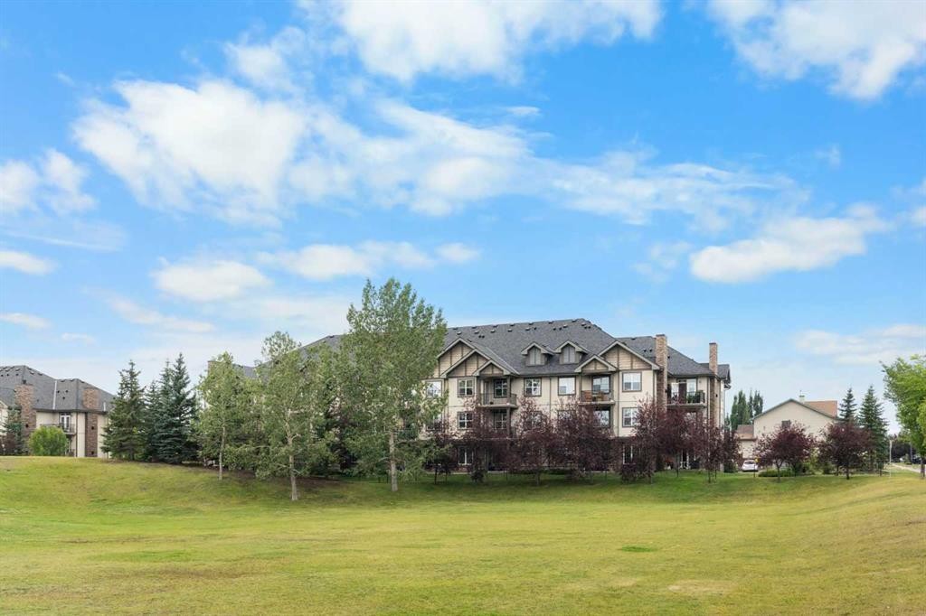 310-25 Prestwick Drive Se, Calgary, AB