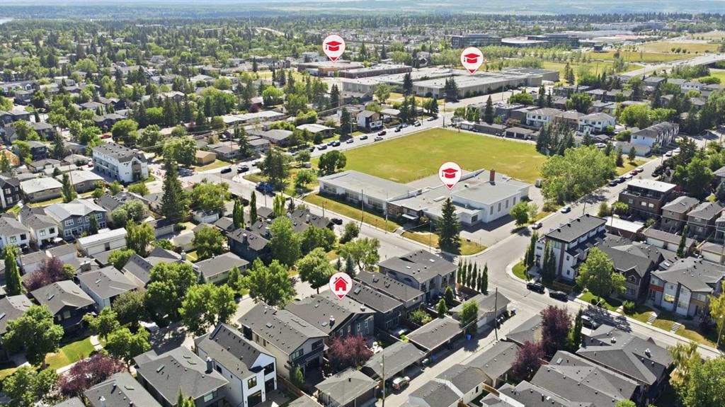 2042 49 Avenue Sw, Calgary, AB - Outdoor With View