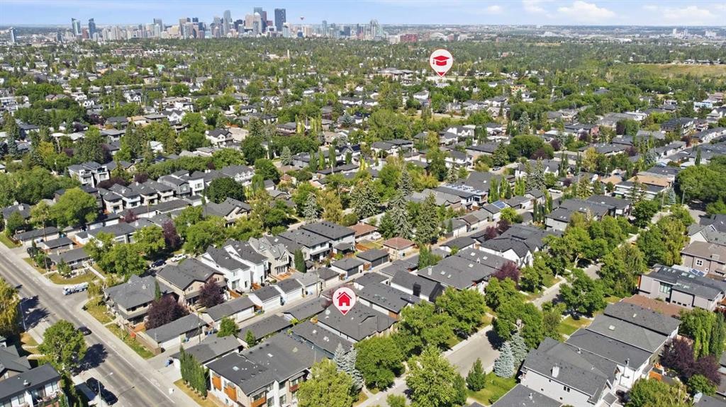 2042 49 Avenue Sw, Calgary, AB - Outdoor With View