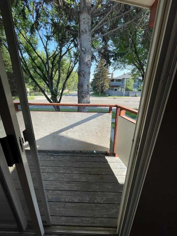 4222 40 Avenue Nw, Calgary, AB - Outdoor