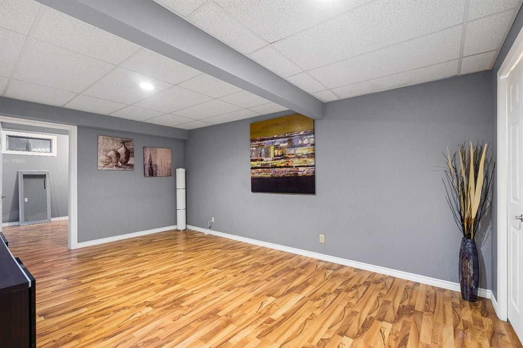 224 Arbour Ridge Way Nw, Calgary, AB - Indoor Photo Showing Other Room