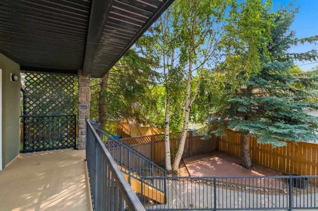 2-435 13 Avenue Ne, Calgary, AB - Outdoor