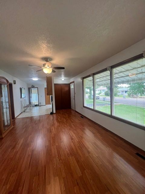 622 6 Avenue, Wainwright, AB - Indoor Photo Showing Other Room