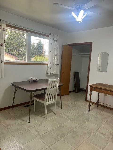 622 6 Avenue, Wainwright, AB - Indoor Photo Showing Dining Room