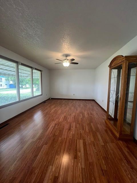 622 6 Avenue, Wainwright, AB - Indoor Photo Showing Other Room