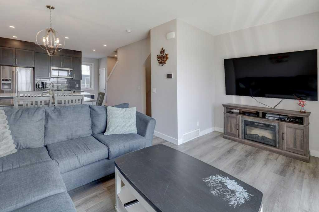 305 Skyview Ranch Circle Ne, Calgary, AB - Indoor Photo Showing Living Room