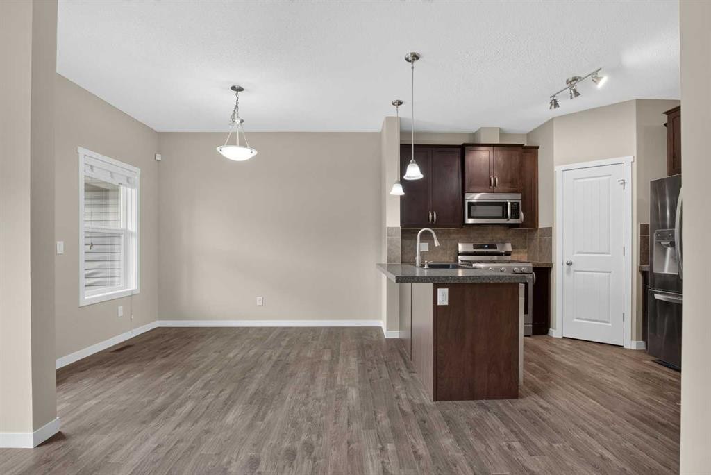 445 Copperpond Landing Se, Calgary, AB