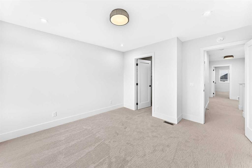 270 Greystone Boulevard, Cochrane, AB - Indoor Photo Showing Other Room