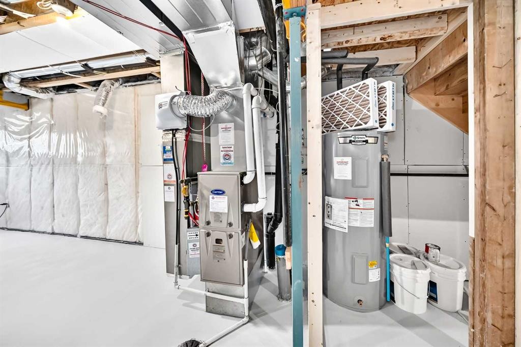 270 Greystone Boulevard, Cochrane, AB - Indoor Photo Showing Basement