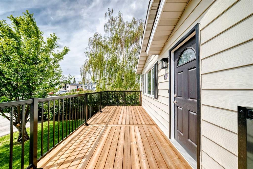 11 Huntstrom Place Ne, Calgary, AB - Outdoor With Deck Patio Veranda With Exterior