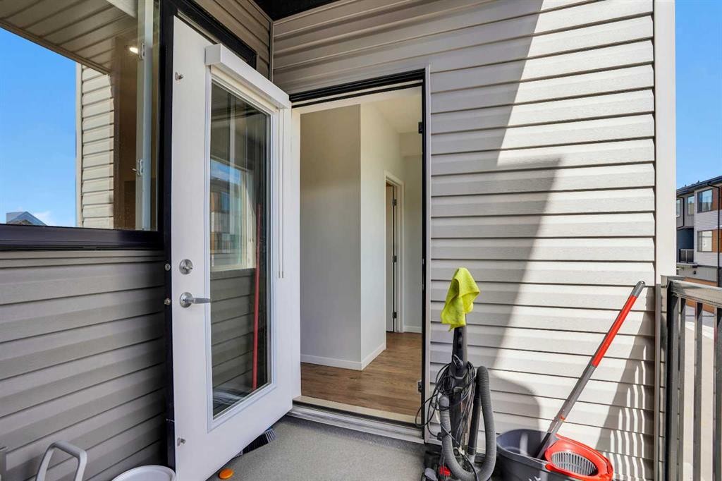 104 Corner Glen Circle Ne, Calgary, AB - Outdoor With Exterior