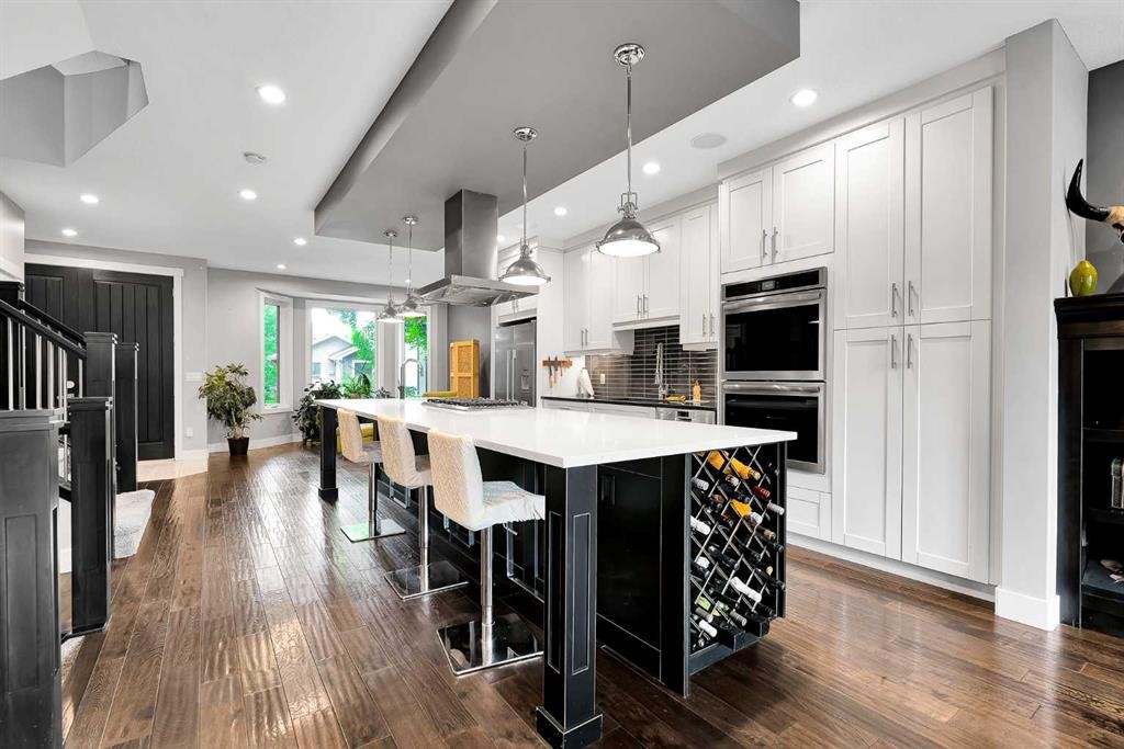 425 21 Avenue Nw, Calgary, AB - Indoor