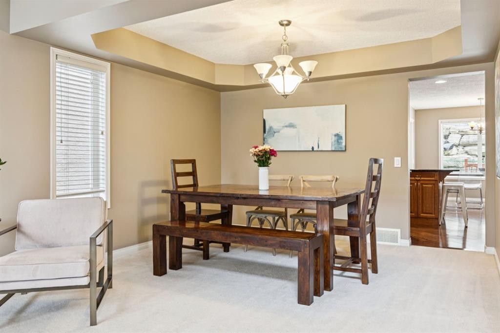 51 Sienna Park Crescent Sw, Calgary, AB - Indoor Photo Showing Dining Room