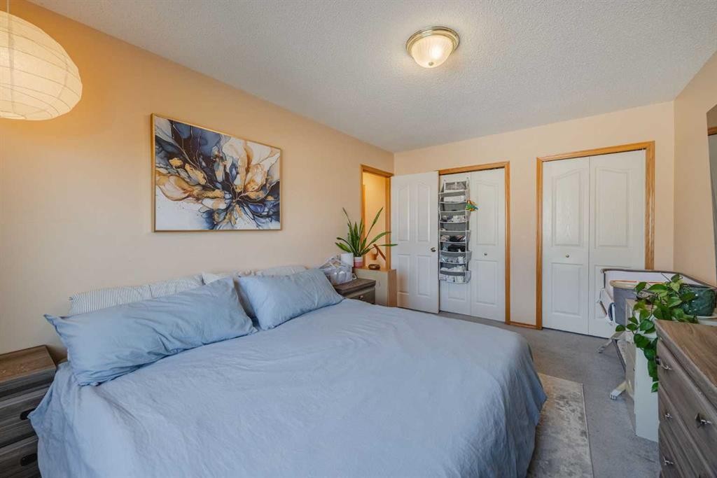 23 Tarington Way Ne, Calgary, AB - Indoor Photo Showing Bedroom