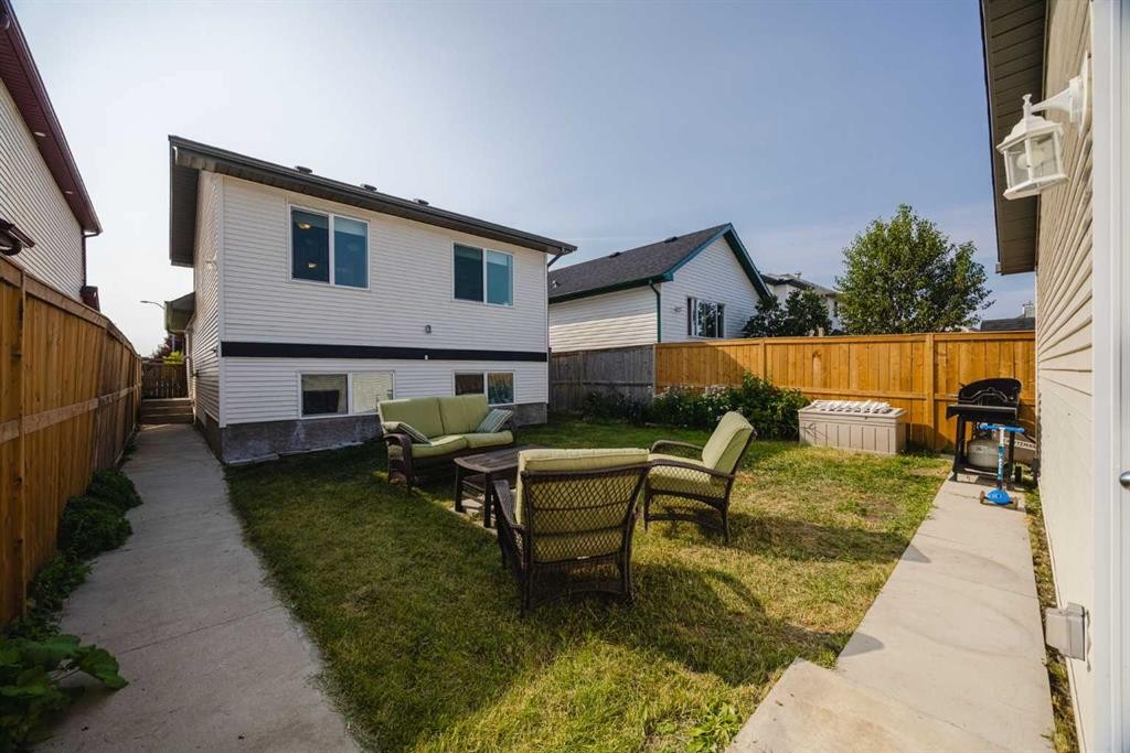 23 Tarington Way Ne, Calgary, AB - Outdoor With Exterior