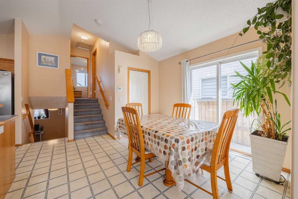 23 Tarington Way Ne, Calgary, AB - Indoor Photo Showing Dining Room