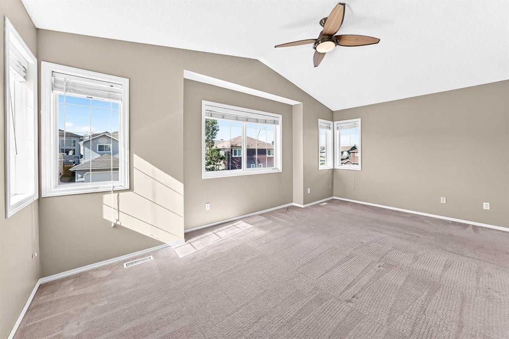 16 Royal Birch Rise Nw, Calgary, AB - Indoor Photo Showing Other Room