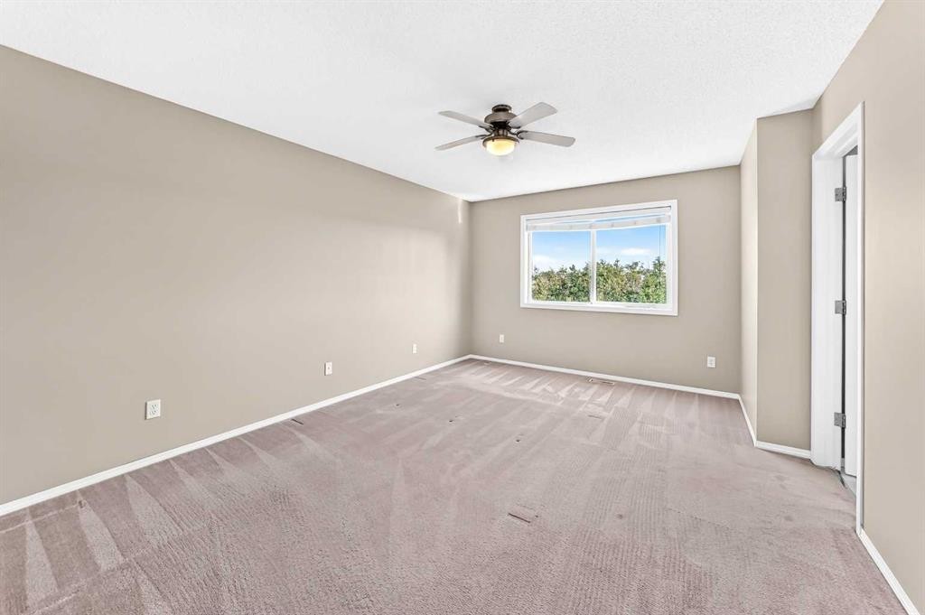 16 Royal Birch Rise Nw, Calgary, AB - Indoor Photo Showing Other Room