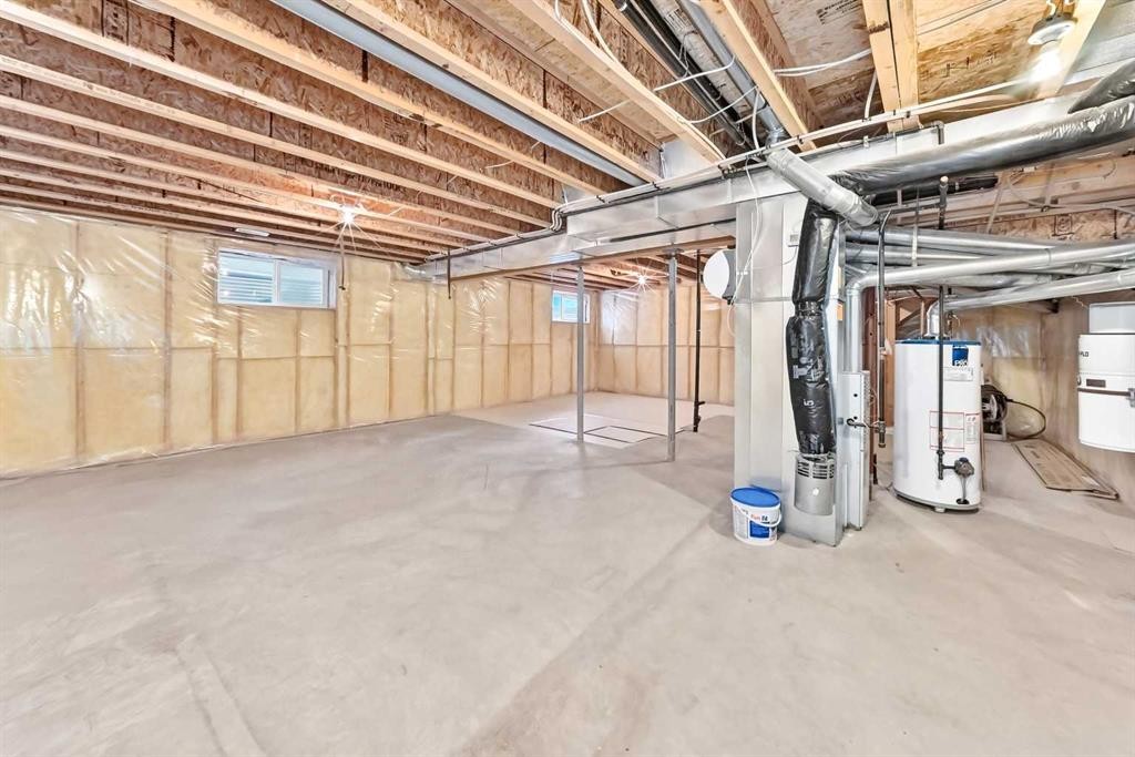 16 Royal Birch Rise Nw, Calgary, AB - Indoor Photo Showing Basement