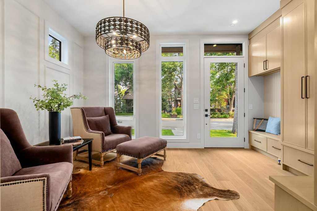 2311 6 Avenue Nw, Calgary, AB - Indoor