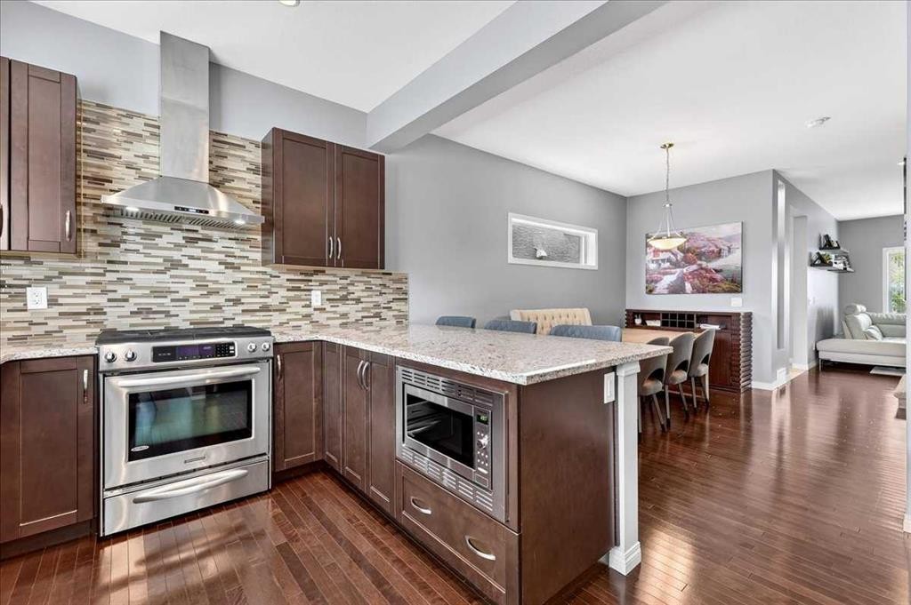 60 Mahogany Grove Se, Calgary, AB - Indoor Photo Showing Kitchen With Stainless Steel Kitchen With Upgraded Kitchen