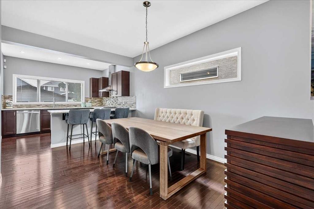 60 Mahogany Grove Se, Calgary, AB - Indoor