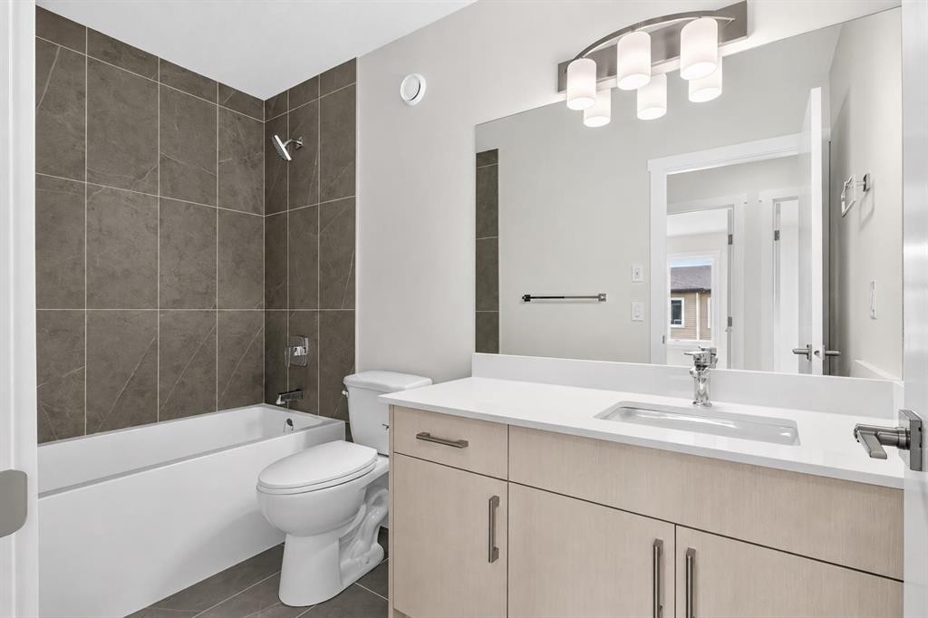 207-75 Cornerstone Row Ne, Calgary, AB - Indoor Photo Showing Bathroom