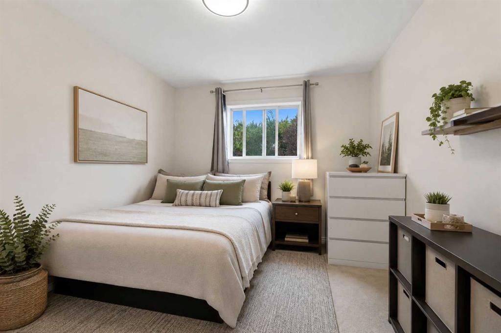 50 Somerglen Park Sw, Calgary, AB - Indoor Photo Showing Bedroom